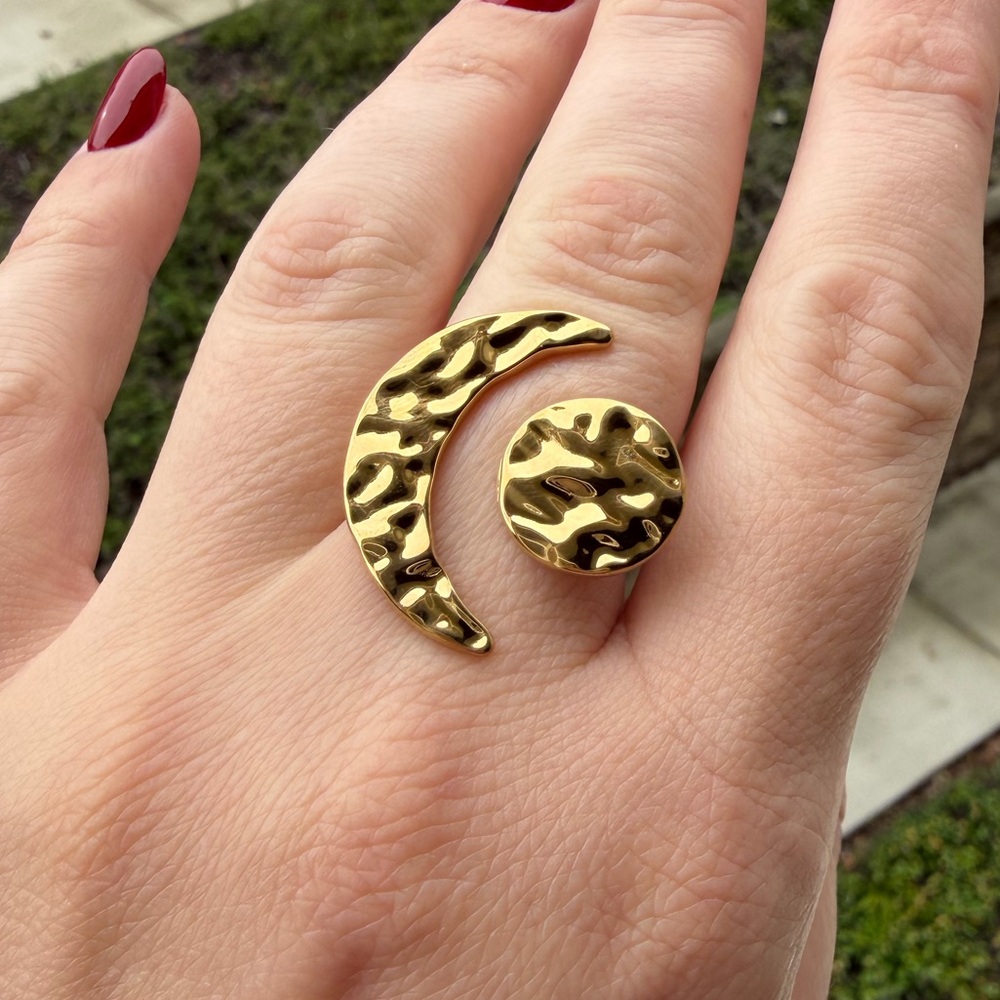 Celestial Moon & Sun Ring – 18K Gold Plated